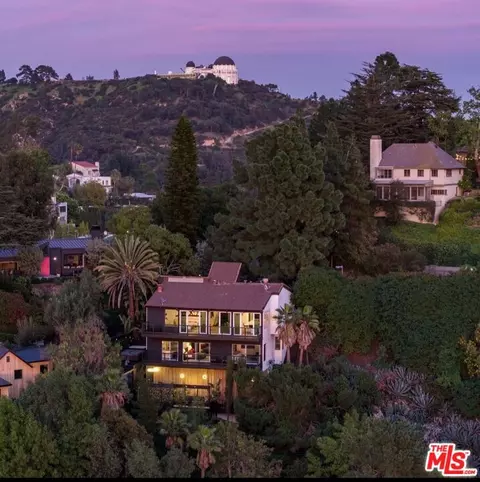 5690 Hill Oak Dr, Los Angeles, CA 90068