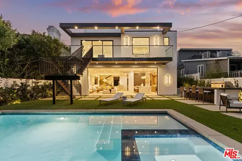 1964 Thayer Ave, Los Angeles, CA 90025