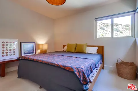 Bedroom - 4137 Big Tujunga Canyon Rd, Tujunga, CA 91042 photo 4 of 5