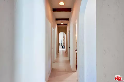 Entry Way - 4137 Big Tujunga Canyon Rd, Tujunga, CA 91042 photo 4 of 6