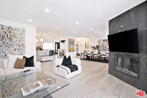 20326 Alerion Pl, Woodland Hills, CA 91364