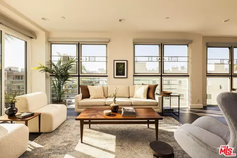 1932 Selby Ave #401, Los Angeles, CA 90025