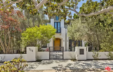714 Euclid St, Santa Monica, CA 90402