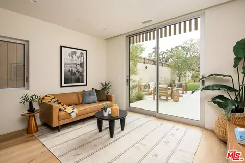 Other - 2132 Walnut Ave, Venice, CA 90291 photo 9 of 10