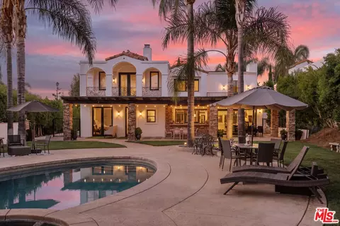 23338 Park Colombo, Calabasas, CA 91302