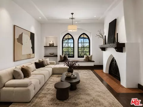 Living - 6914 Solano Verde Dr, Somis, CA 93066 photo 2 of 4