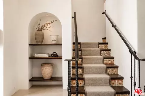 Entry Way - 6914 Solano Verde Dr, Somis, CA 93066 photo 5 of 5
