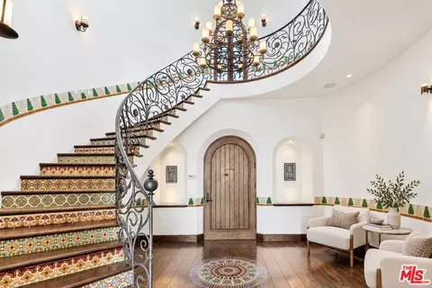 Entry Way - 6914 Solano Verde Dr, Somis, CA 93066 photo 1 of 5