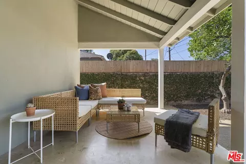 Exterior - 6945 Cedros Ave, Van Nuys, CA 91405 photo 6 of 14