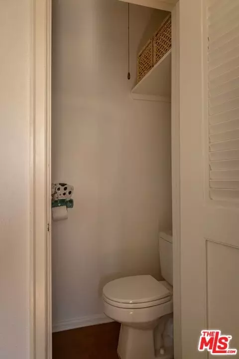 Bath - 92 Grace Ter, Pasadena, CA 91105 photo 2 of 2