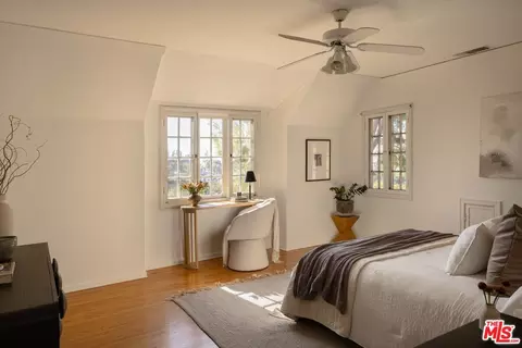 Bedroom - 92 Grace Ter, Pasadena, CA 91105 photo 6 of 10