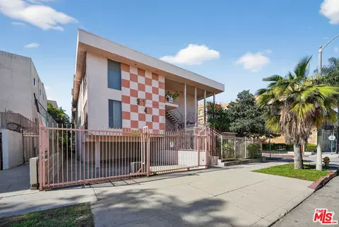 941 S Gramercy Pl, Los Angeles, CA 90019
