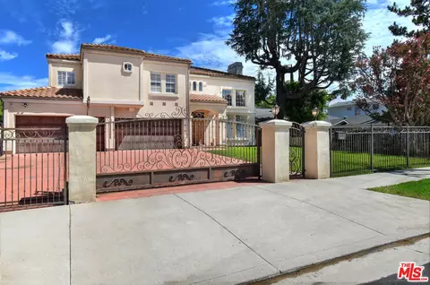 4942 Densmore Ave, Encino, CA 91436
