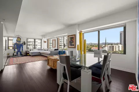 10520 Wilshire Blvd #802, Los Angeles, CA 90024