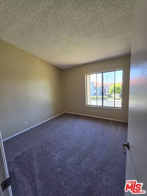 Other - 1150 S Meadow Ln #30, Colton, CA 92324 photo 3 of 8
