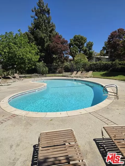 Exterior - 1150 S Meadow Ln #30, Colton, CA 92324 photo 4 of 5