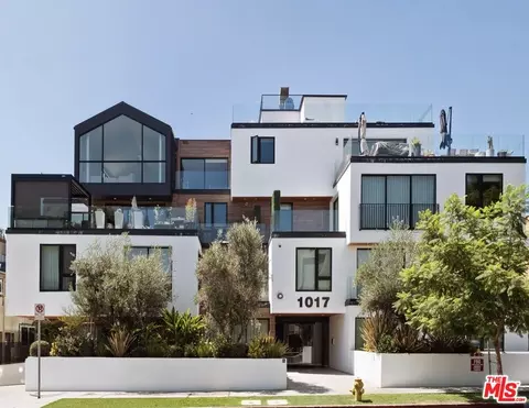 1017 N Croft #PH01, Los Angeles, CA 90069