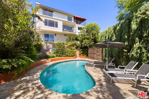 6350 Bryn Mawr Dr, Los Angeles, CA 90068