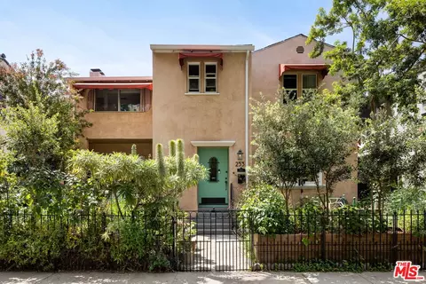 251 N Swall Dr, Beverly Hills, CA 90211