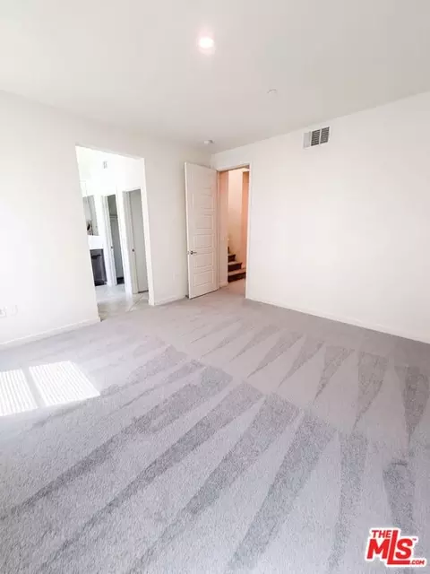 Other - 573 Winchester Dr, Oxnard, CA 93036 photo 2 of 4