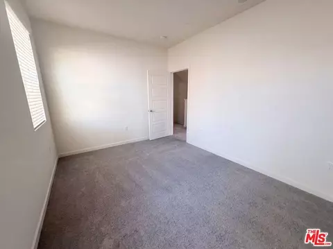 Bedroom - 573 Winchester Dr, Oxnard, CA 93036 photo 5 of 5