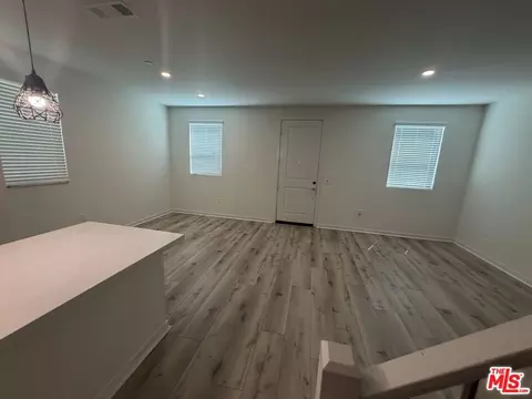 Living - 573 Winchester Dr, Oxnard, CA 93036 photo 2 of 2