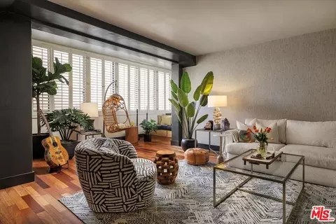 531 N Rossmore Ave #204, Los Angeles, CA 90004