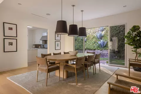 Dining - 2731 Hutton Dr, Beverly Hills, CA 90210 photo 2 of 3