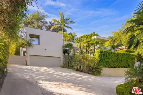 Exterior - 2731 Hutton Dr, Beverly Hills, CA 90210 photo 5 of 9