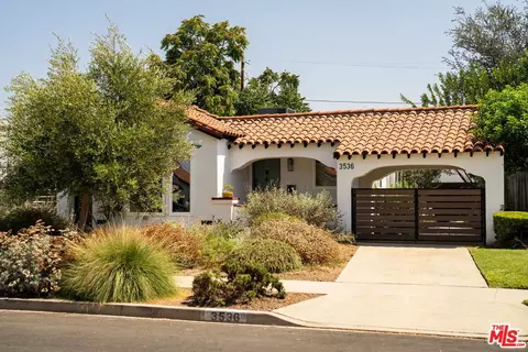 3536 West Blvd, Los Angeles, CA 90016