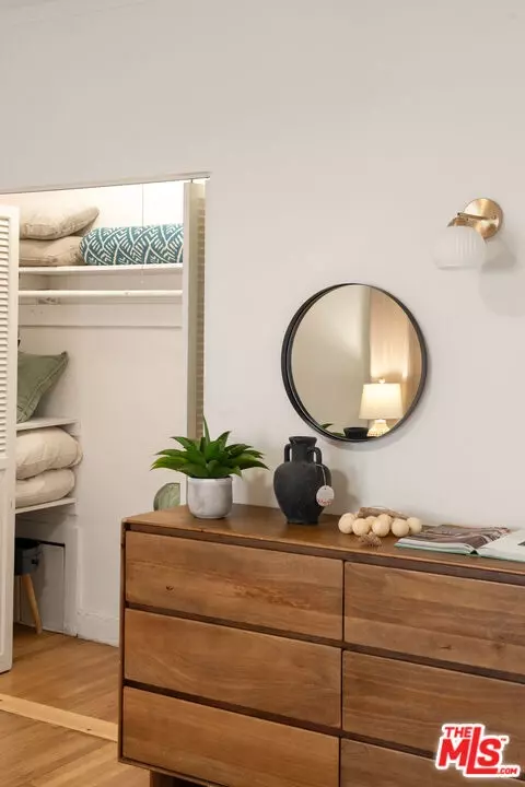 Bedroom - 818 Palms Blvd, Venice, CA 90291 photo 3 of 6