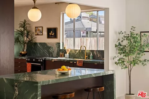 Kitchen - 818 Palms Blvd, Venice, CA 90291 photo 5 of 7