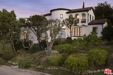 3456 Ben Lomond Pl, Los Angeles, CA 90027
