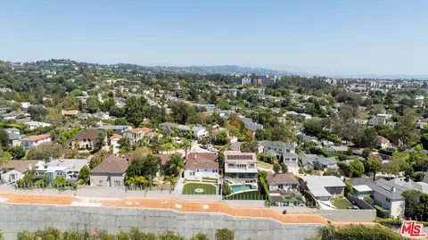 359 Dalkeith Ave, Los Angeles, CA 90049
