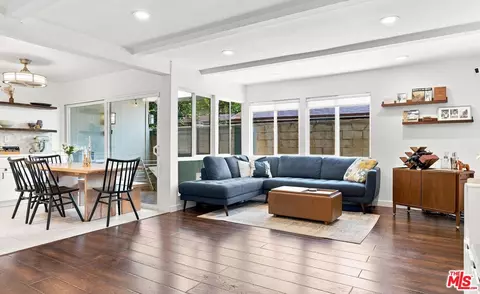 2520 Arizona Ave #8, Santa Monica, CA 90404