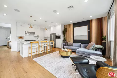 1209 N Commonwealth Ave, Los Angeles, CA 90029