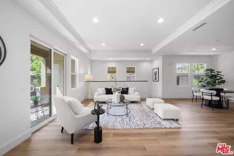 Living - 270 Lockford, Irvine, CA 92602 photo 1 of 2