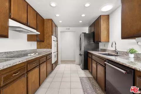 Kitchen - 726 Dewane Dr, El Cajon, CA 92020 photo 2 of 2