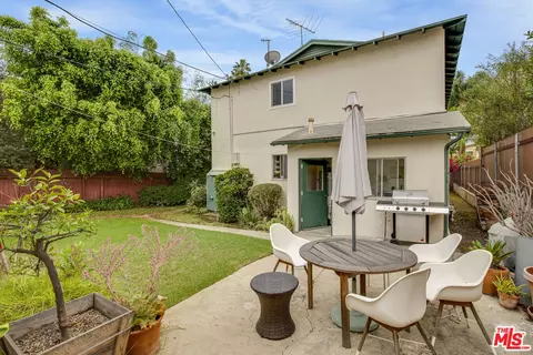 1523 Berkeley St, Santa Monica, CA 90404