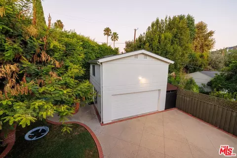Exterior - 4176 Klump Ave, Studio City, CA 91602 photo 1 of 8