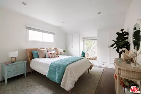 Bedroom - 4176 Klump Ave, Studio City, CA 91602 photo 2 of 6