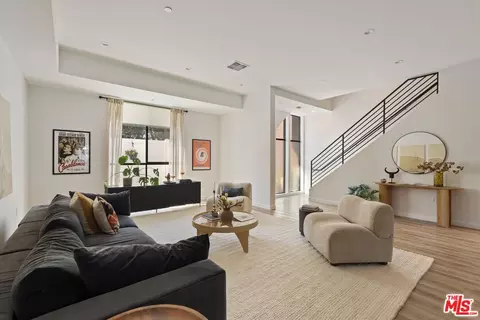 3961 Tilden Ave #3, Culver City, CA 90232