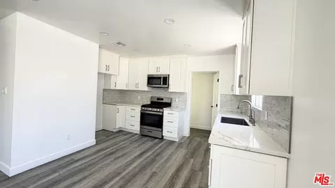 Entry Way - 10554 Lanark St, Sun Valley, CA 91352 photo 1 of 3