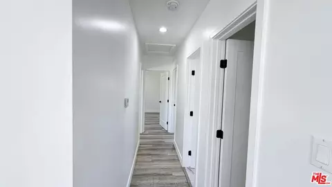 Entry Way - 10554 Lanark St, Sun Valley, CA 91352 photo 3 of 3