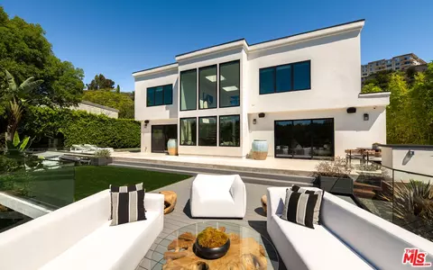 2373 Nalin Dr, Los Angeles, CA 90077