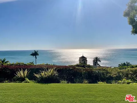 250 Trino Way, Los Angeles, CA 90272