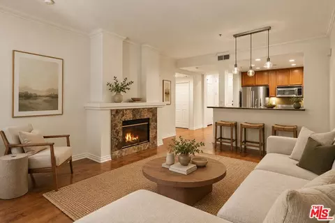 12963 Runway Rd #218, Playa Vista, CA 90094