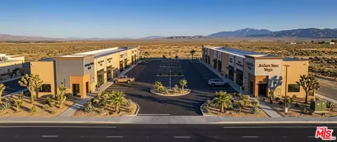 26 E Palmdale Blvd, Palmdale, CA 93550 photo 2