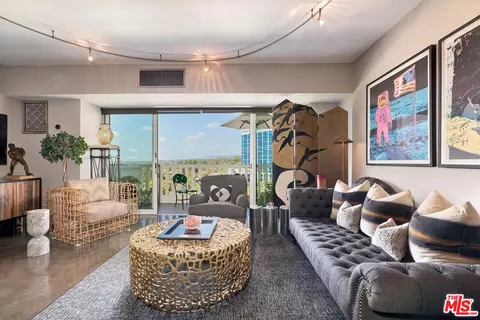 999 N Doheny Dr #1012, West Hollywood, CA 90069