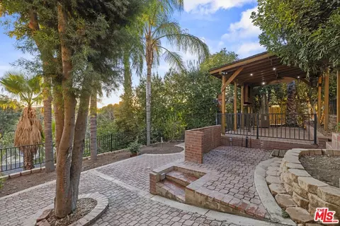 Exterior - 10941 Cardamine Pl, Tujunga, CA 91042 photo 8 of 8